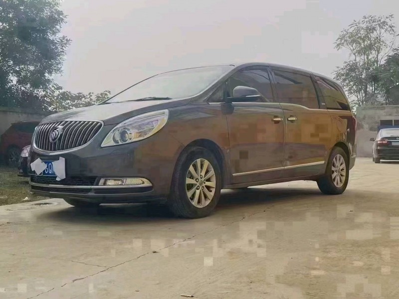 保定16年别克GL82