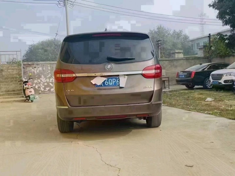 保定16年别克GL84