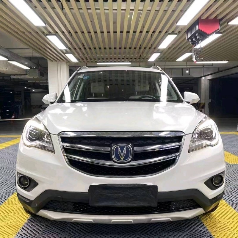 成都18年长安汽车CS351