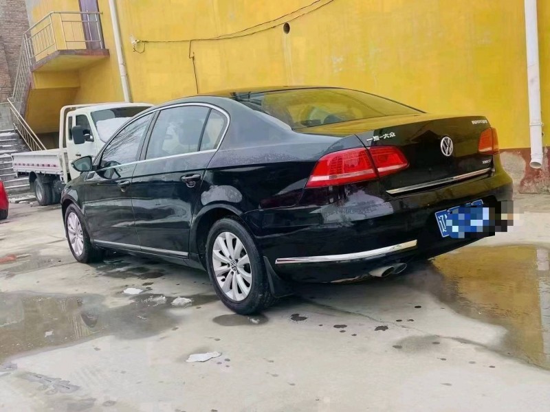 保定14年大众迈腾2