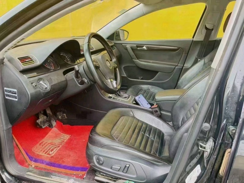 保定14年大众迈腾4