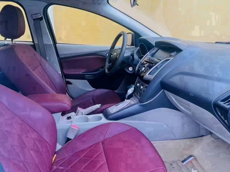 保定13年福特福克斯2