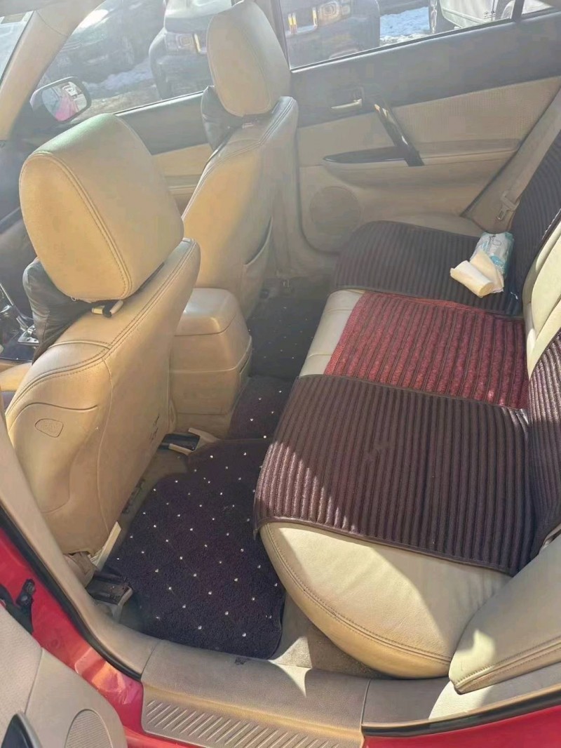 保定13年马自达64