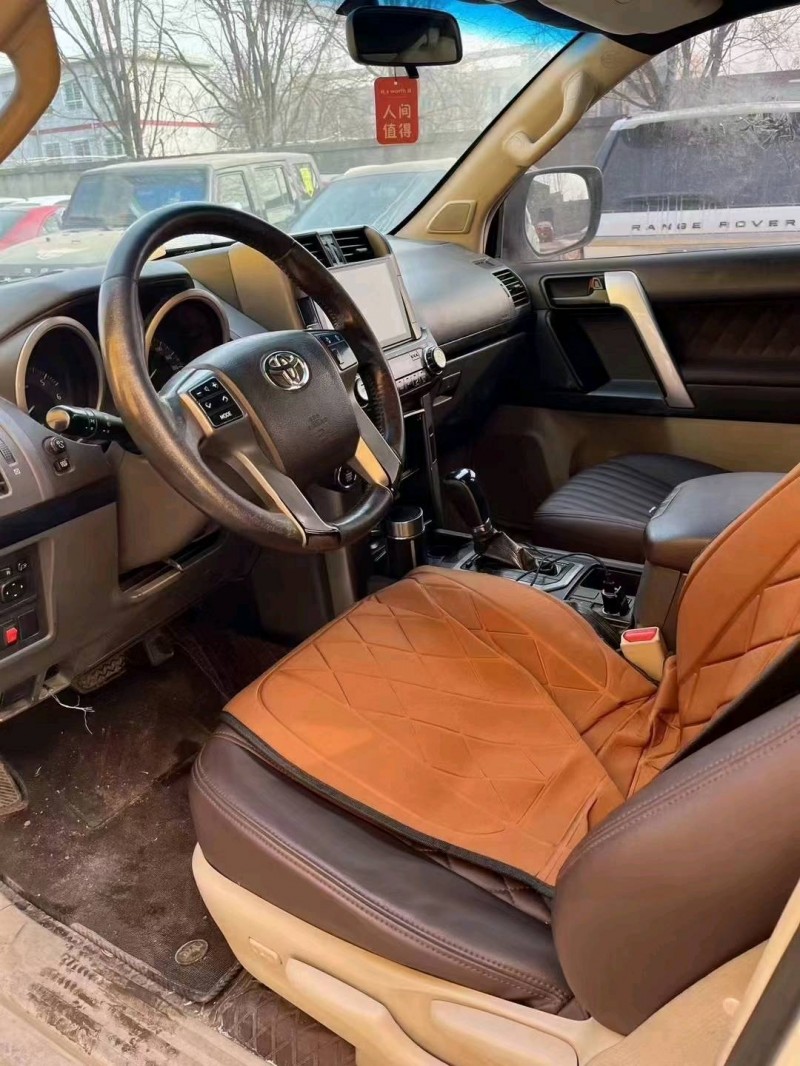 保定12年丰田普拉多3