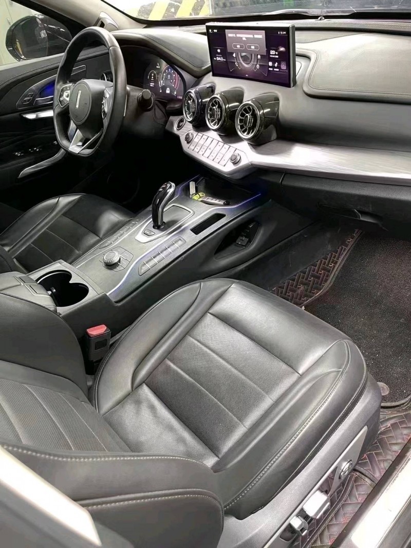 成都20年长城汽车WEY VV78