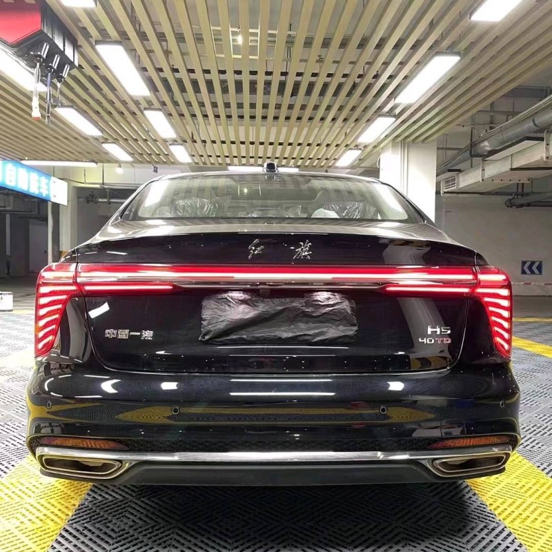 成都23年红旗H55