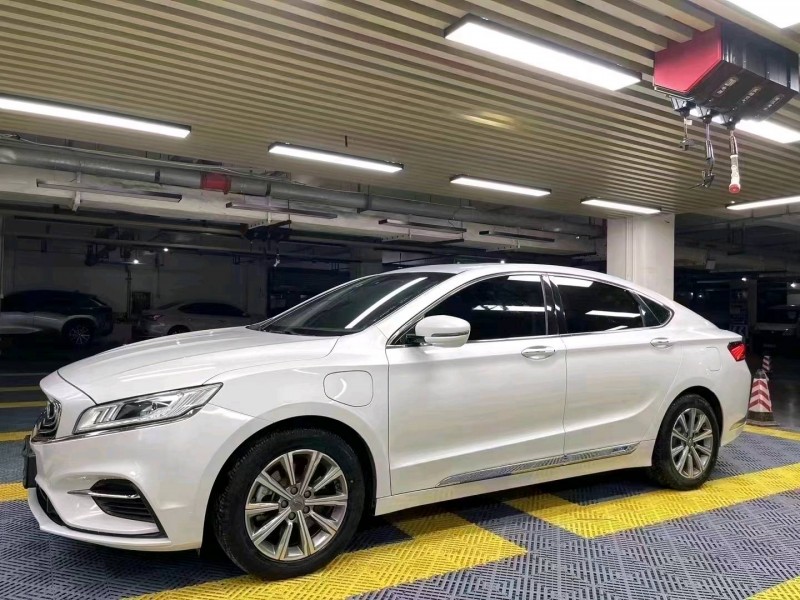 成都20年吉利博瑞3