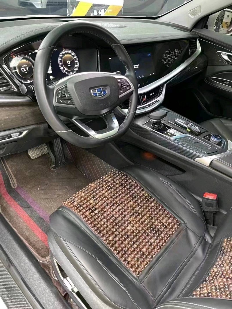 成都20年吉利博瑞6