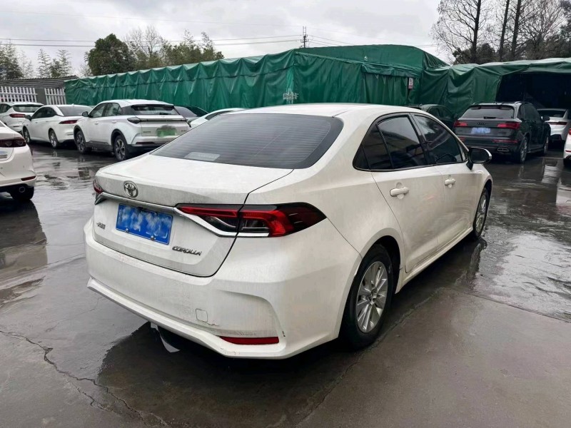 湖州22年豐田卡羅拉4