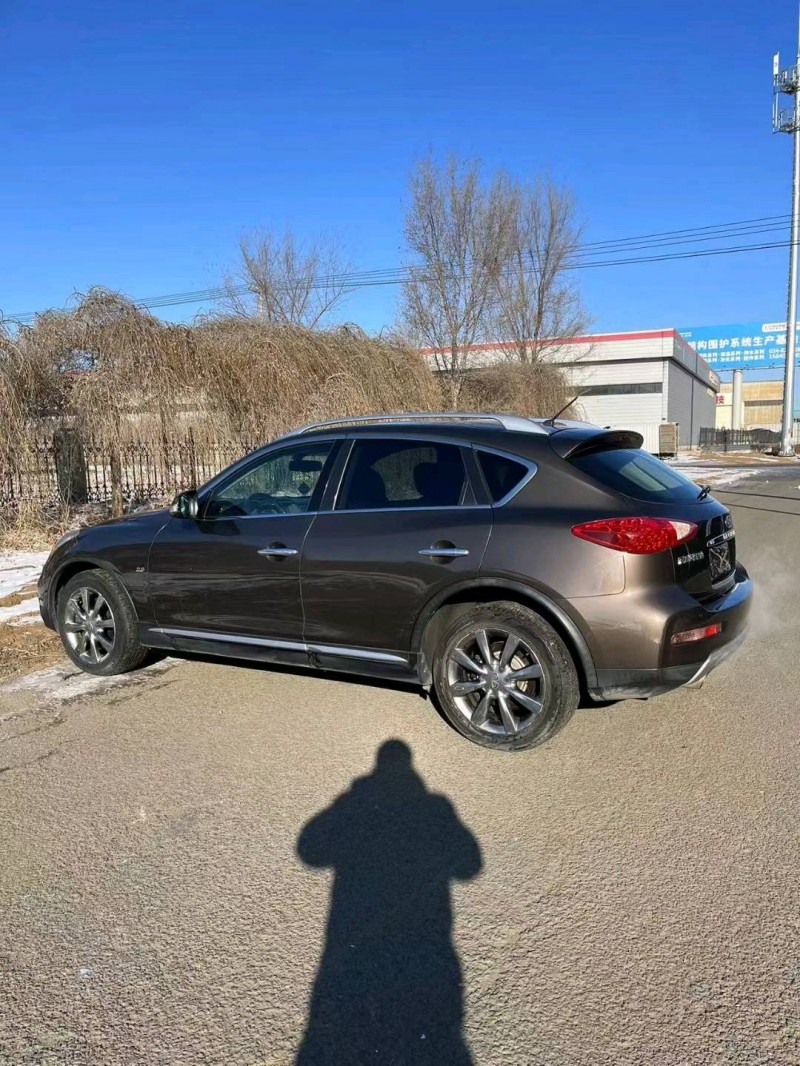 沈阳15年英菲尼迪QX504