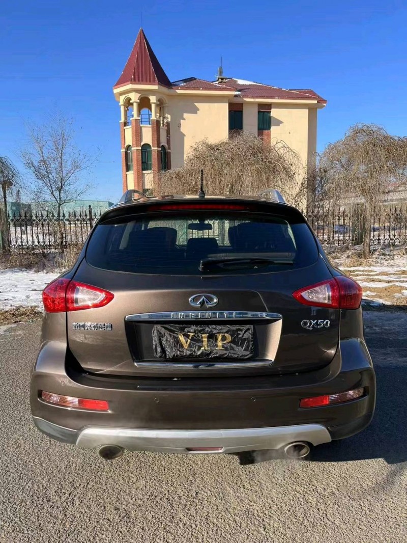 沈阳15年英菲尼迪QX506