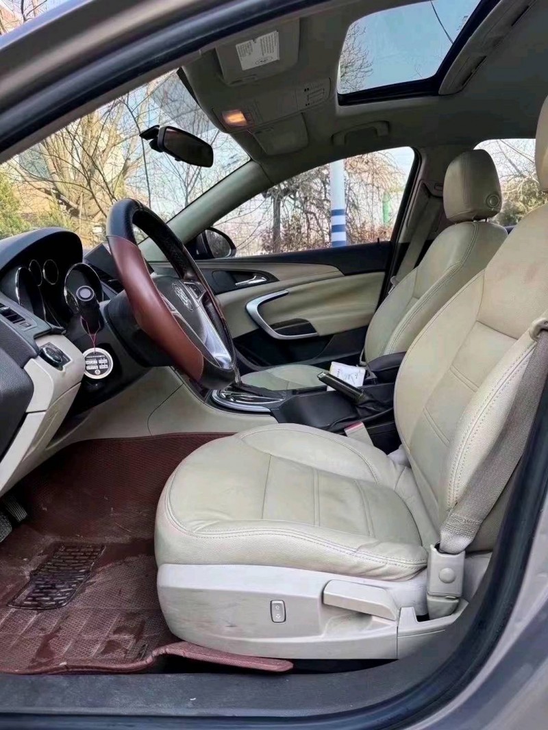 东营11年别克君威8