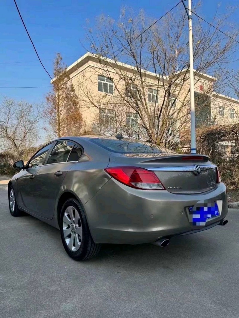 东营11年别克君威9