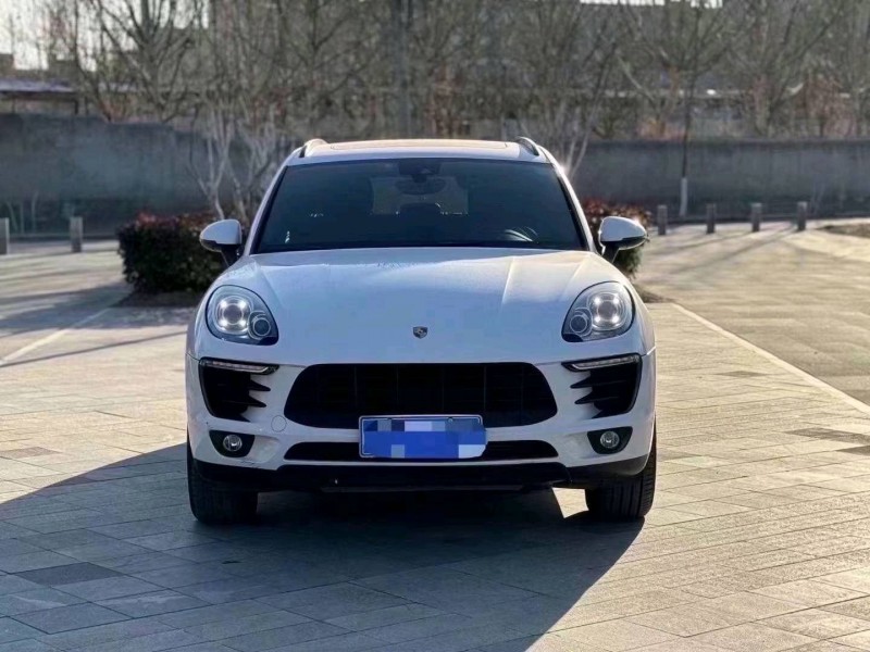 枣庄18年保时捷Macan1