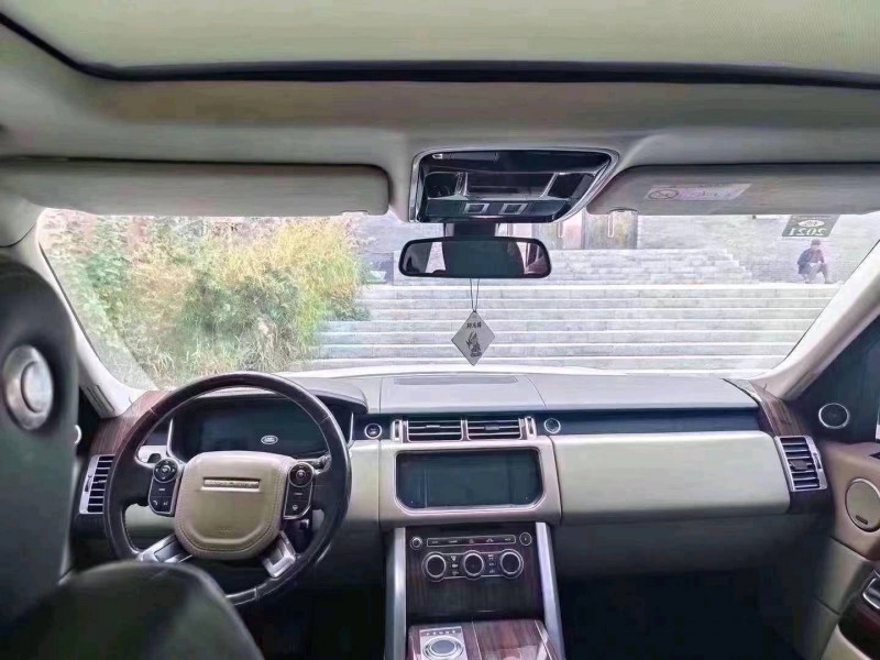 东营15年路虎揽胜8