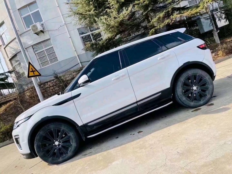 枣庄17年路虎极光3