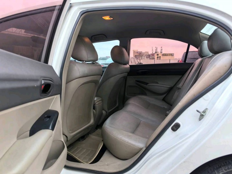 东莞11年本田思域6