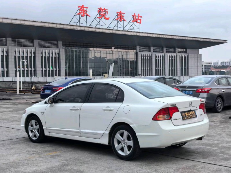 东莞11年本田思域8