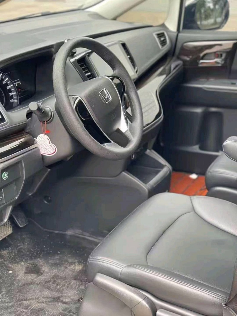 珠海21年本田奥德赛4