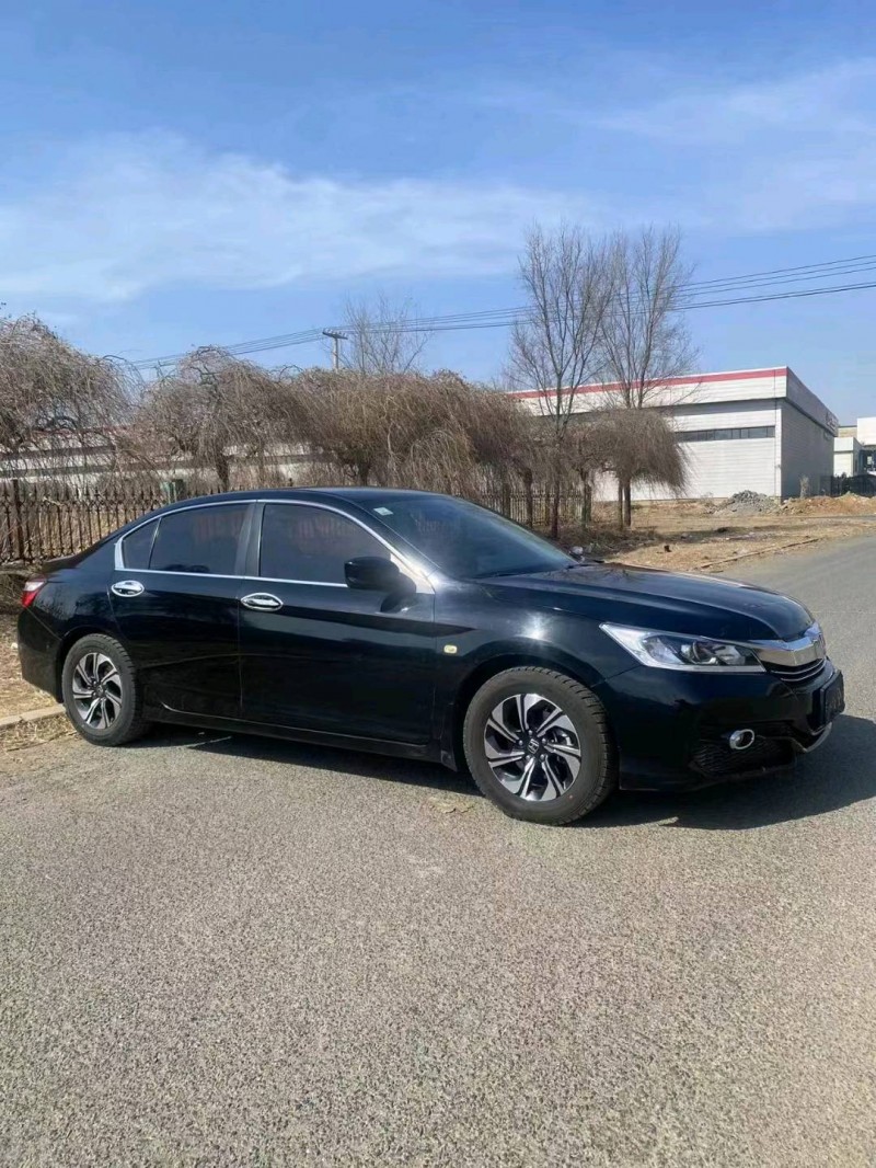 沈阳17年本田雅阁2