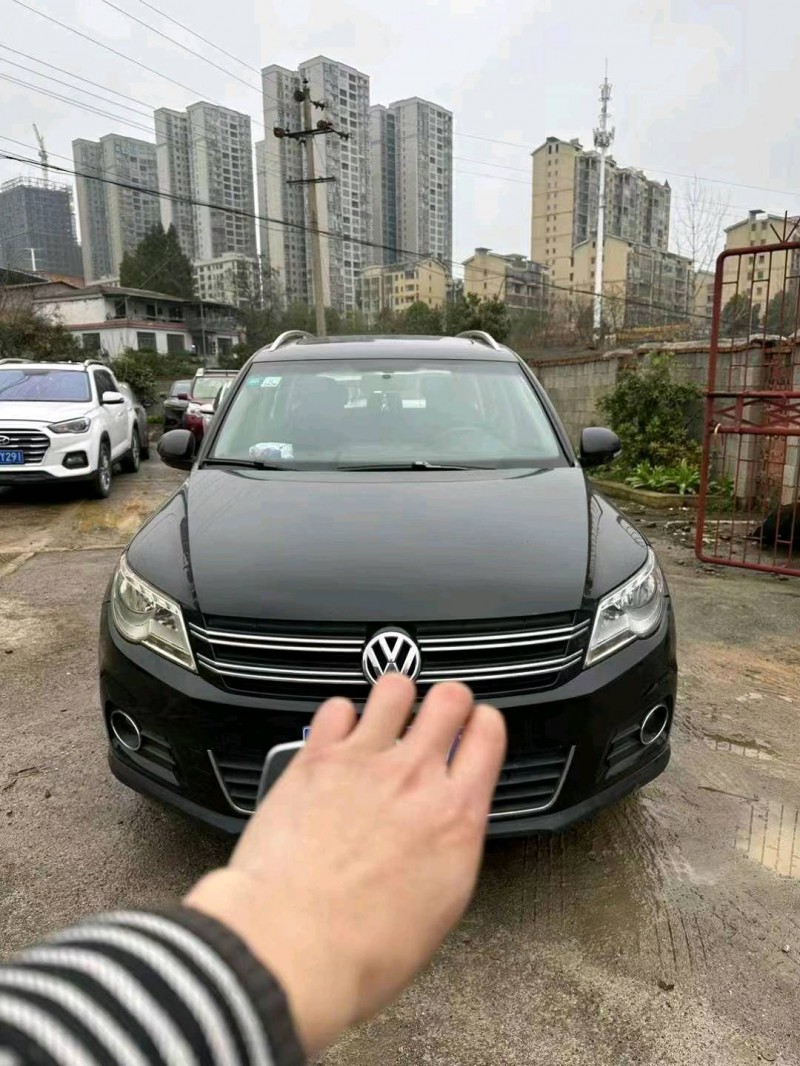 邵阳12年大众途观1