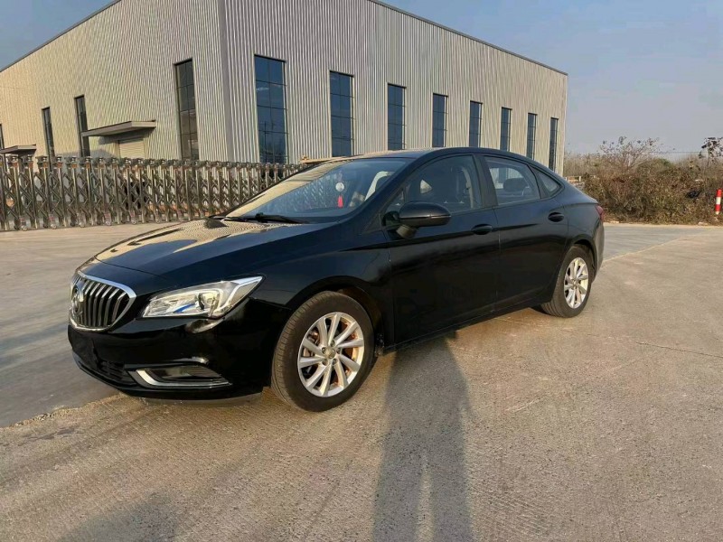 徐州16年别克威朗2