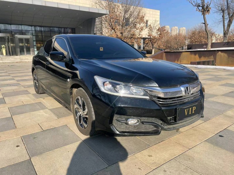 沈阳17年本田雅阁3