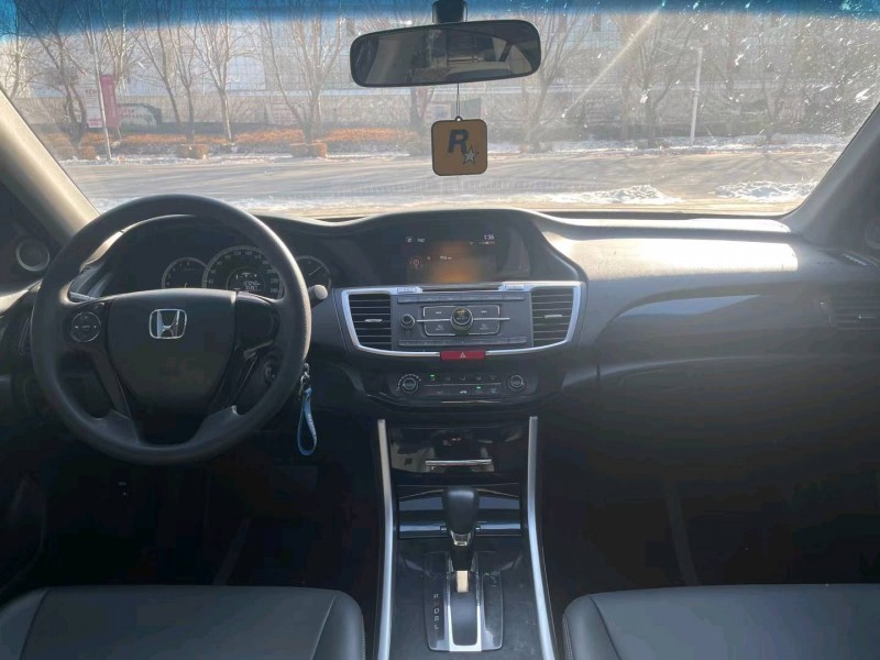 沈阳17年本田雅阁4