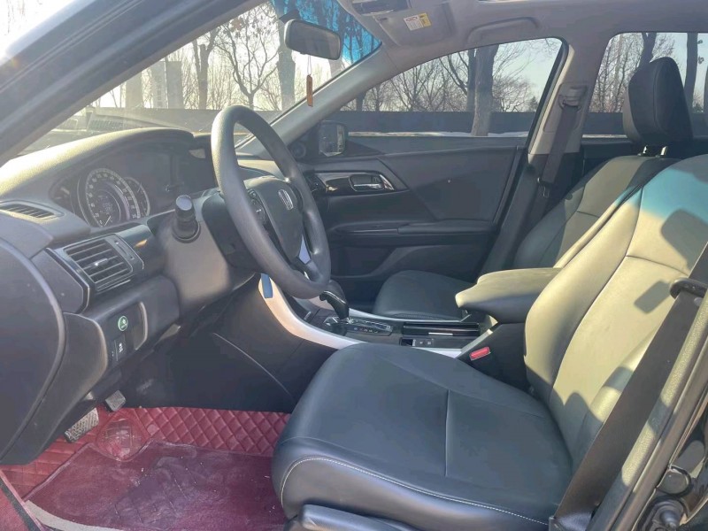 沈阳17年本田雅阁5