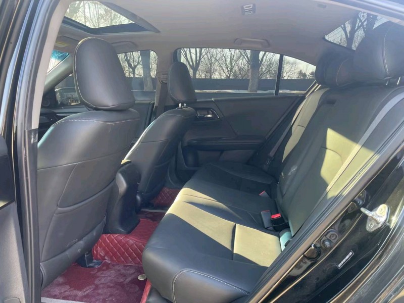 沈阳17年本田雅阁6