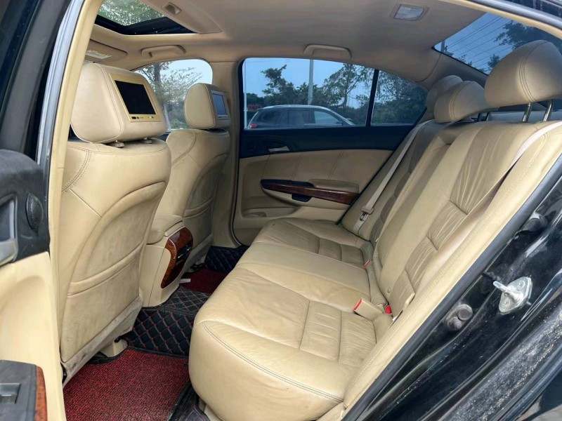 汕头11年本田雅阁6