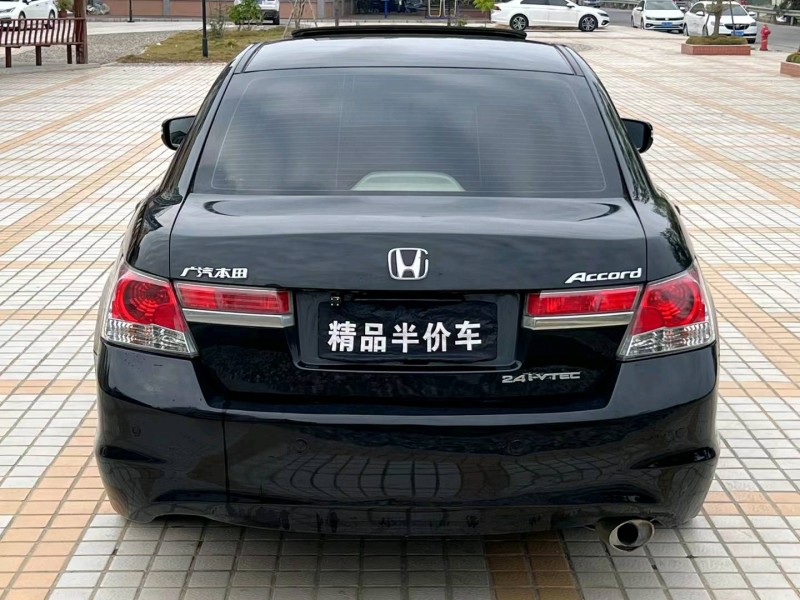 汕头11年本田雅阁9