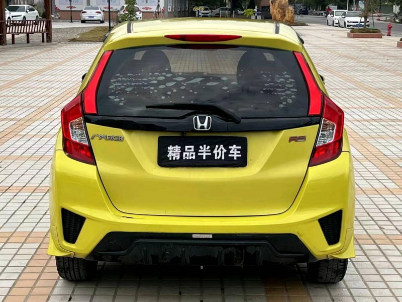 汕头16年本田飞度9