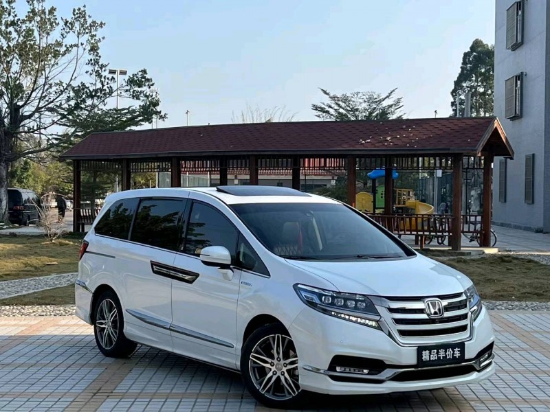 汕头21年本田艾力绅2