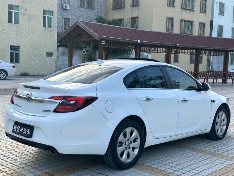 汕头15年别克君威8