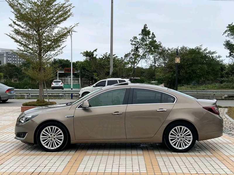 汕头14年别克君威3