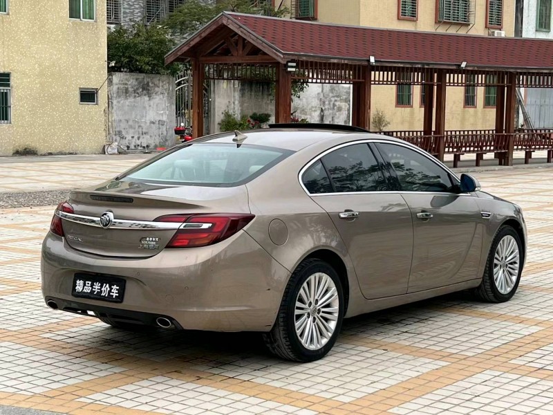 汕头14年别克君威8