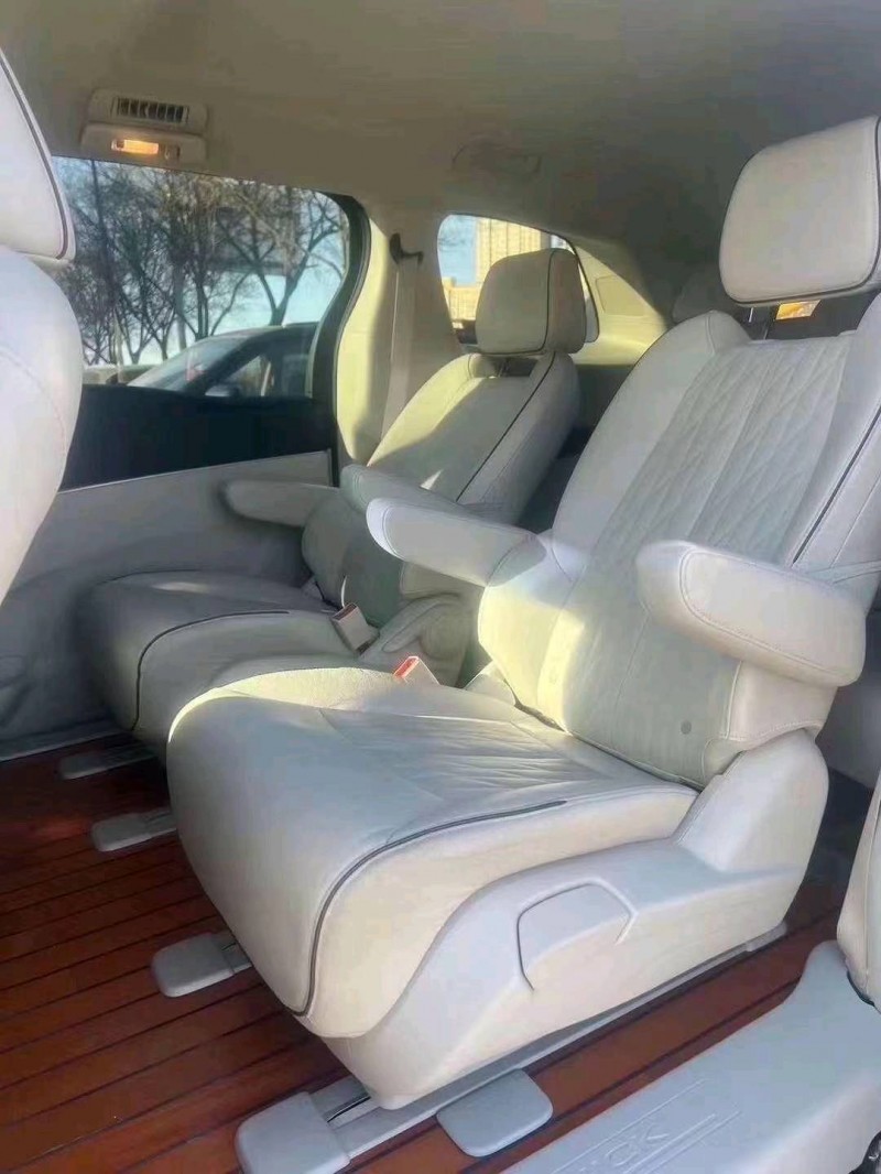 邢台21年别克GL86