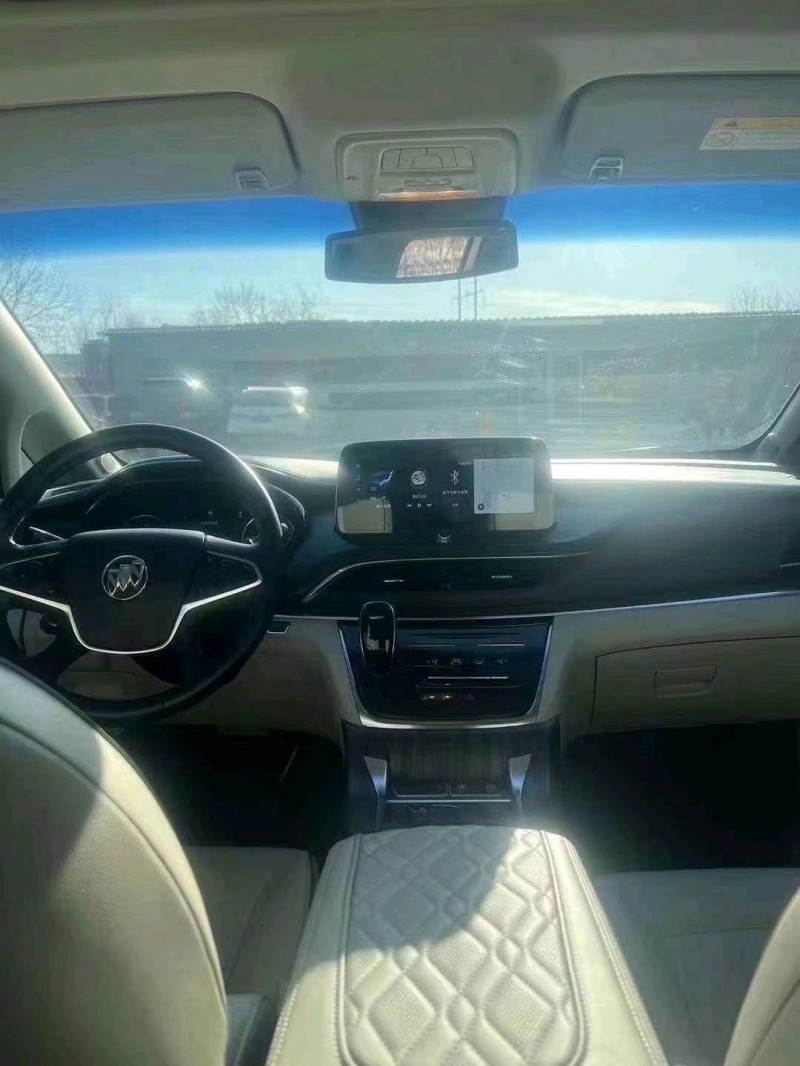 邢台21年别克GL87