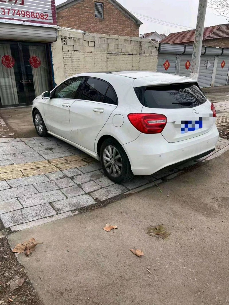 东营13年奔驰A4