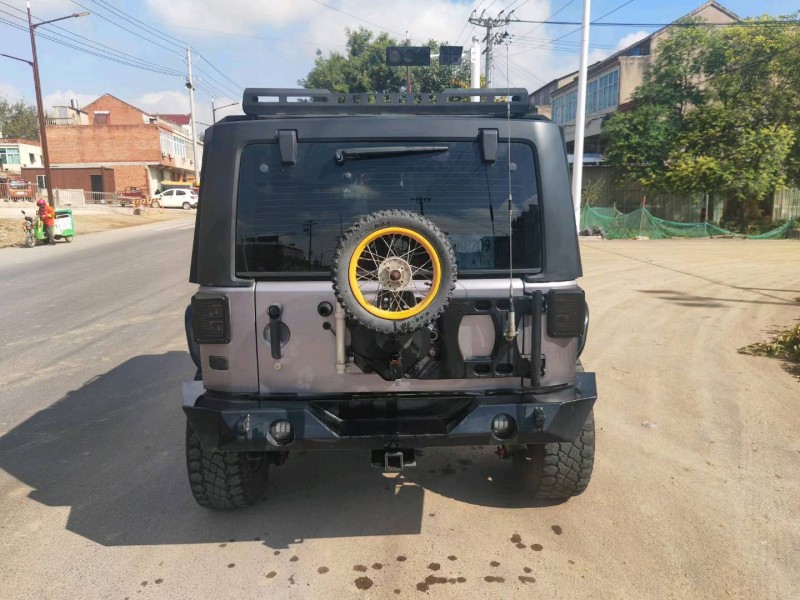 蚌埠16年Jeep牧馬人9