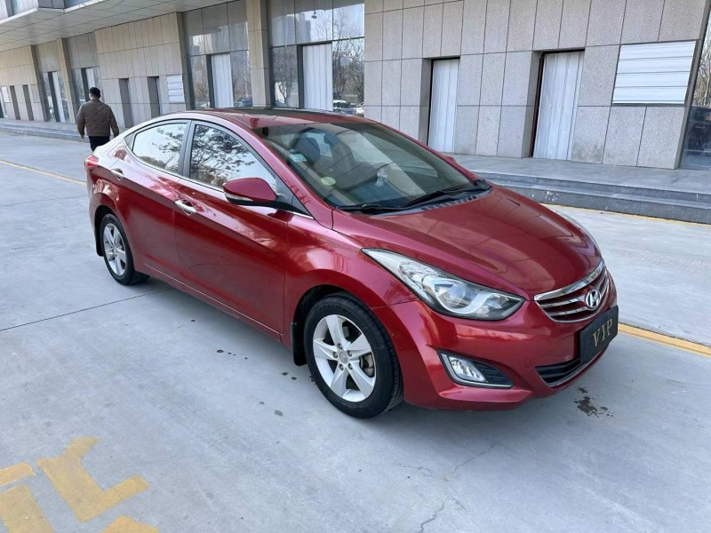 济宁13年现代朗动2