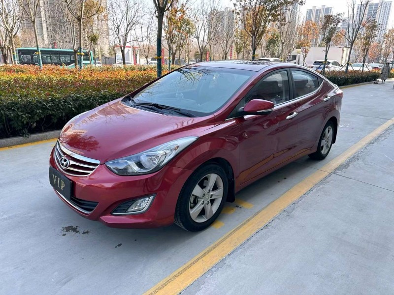 济宁13年现代朗动3