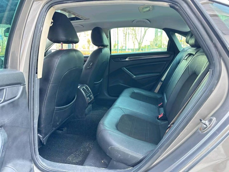 济宁12年大众帕萨特6