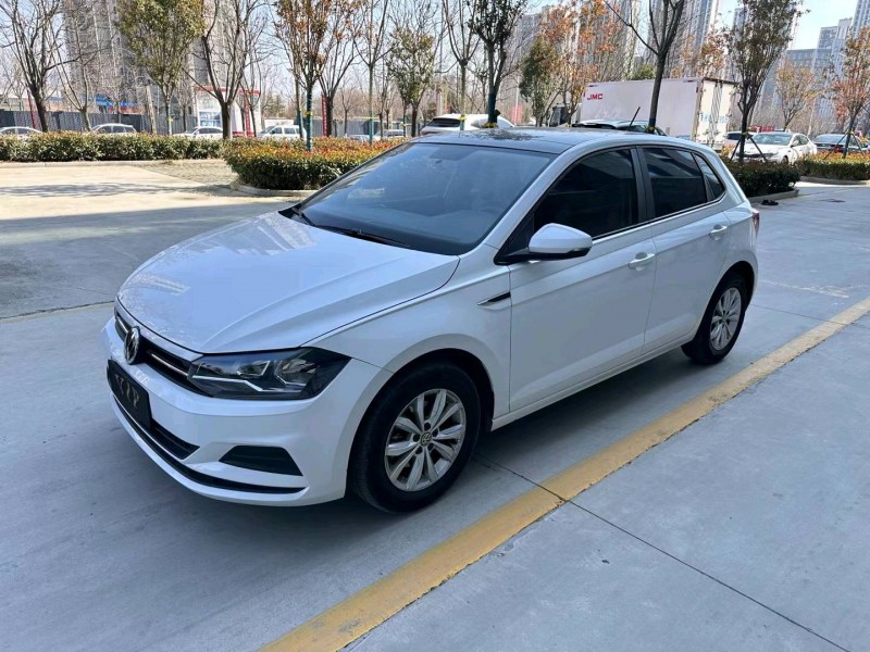 济宁21年大众polo2