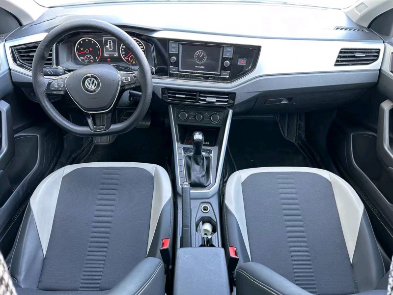 济宁21年大众polo5