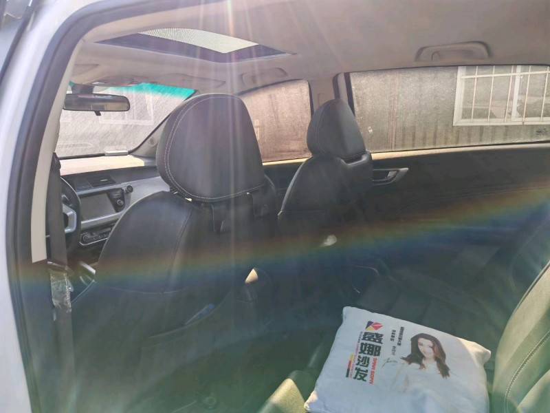 保定19年吉利远景7