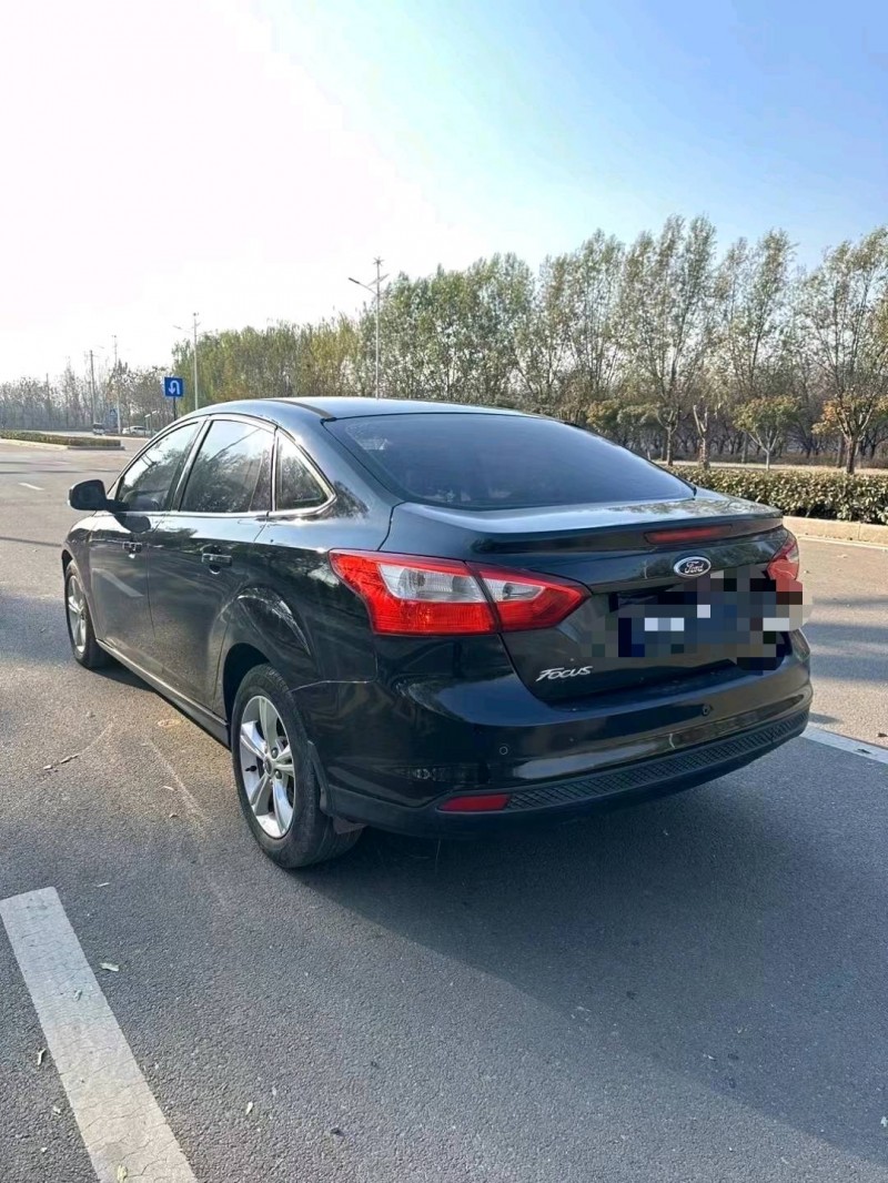 枣庄15年福特福克斯8