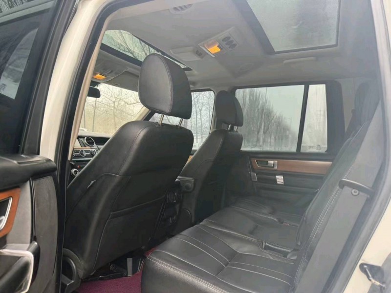 保定15年路虎发现6