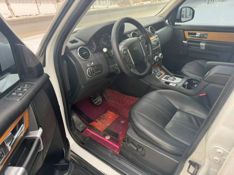 保定15年路虎发现8